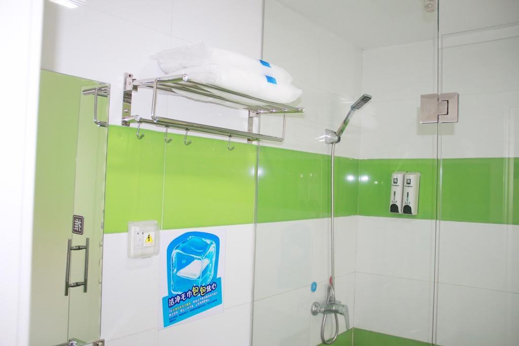 7 Days Inn Heze Mudan Road Branch מראה חיצוני תמונה