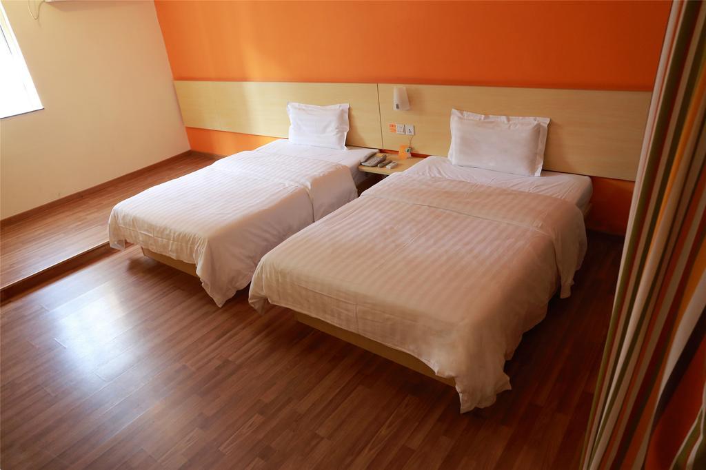 7 Days Inn Heze Mudan Road Branch חדר תמונה